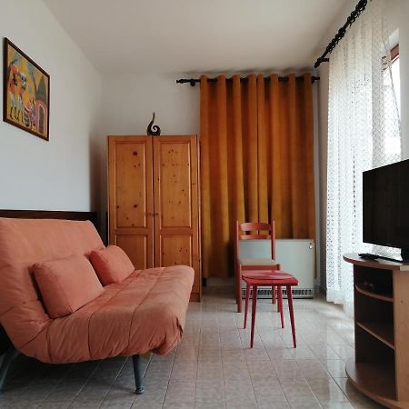Lovely Apartment With Big Terrace In Budva Eksteriør billede