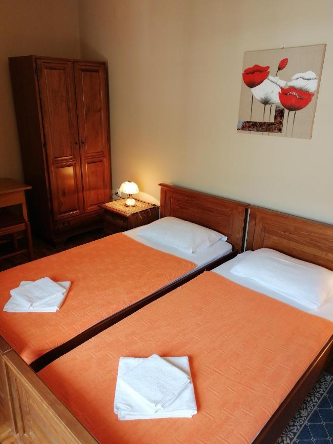Lovely Apartment With Big Terrace In Budva Eksteriør billede