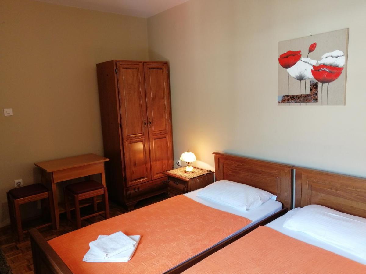 Lovely Apartment With Big Terrace In Budva Eksteriør billede